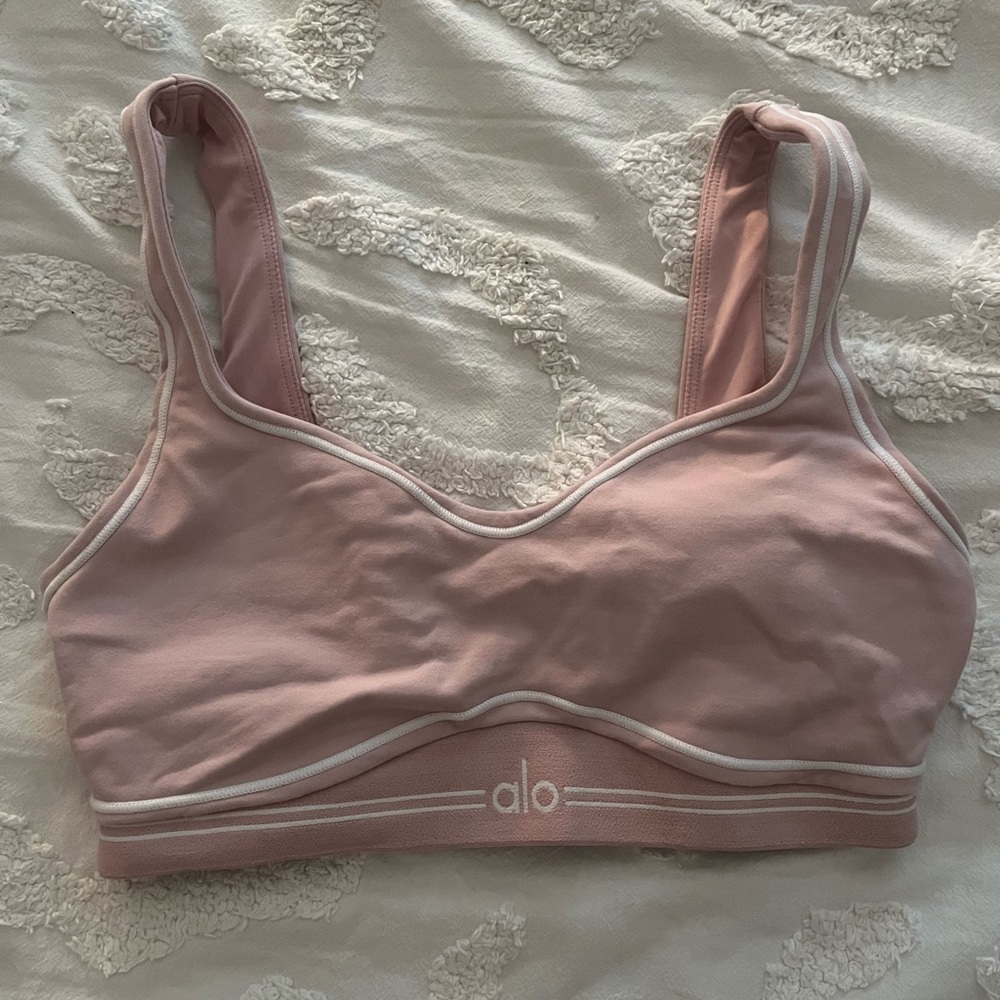 ALO Yoga Blush Sports Bra size XS